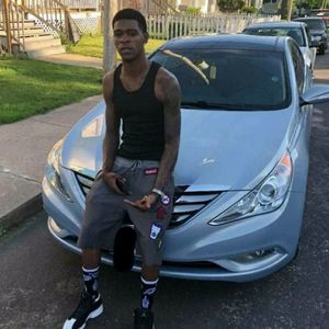 Meet your Posher, Deonte